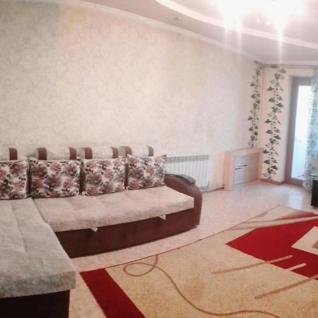 Иляева 66 Парк Кен Баба Simkent Buitenkant foto
